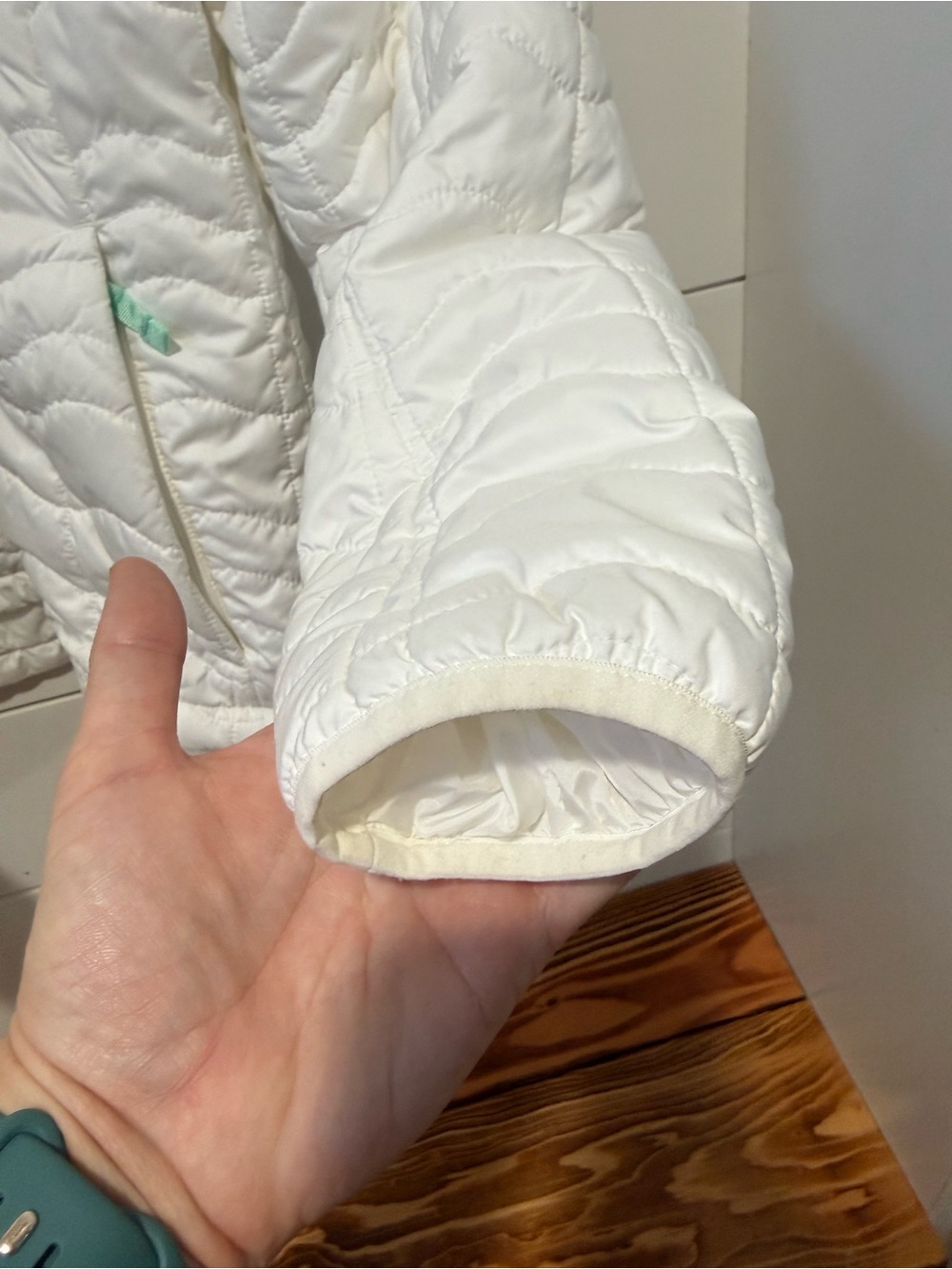 The North Face White Jacket with Mint Logo - Picture 7 of 9